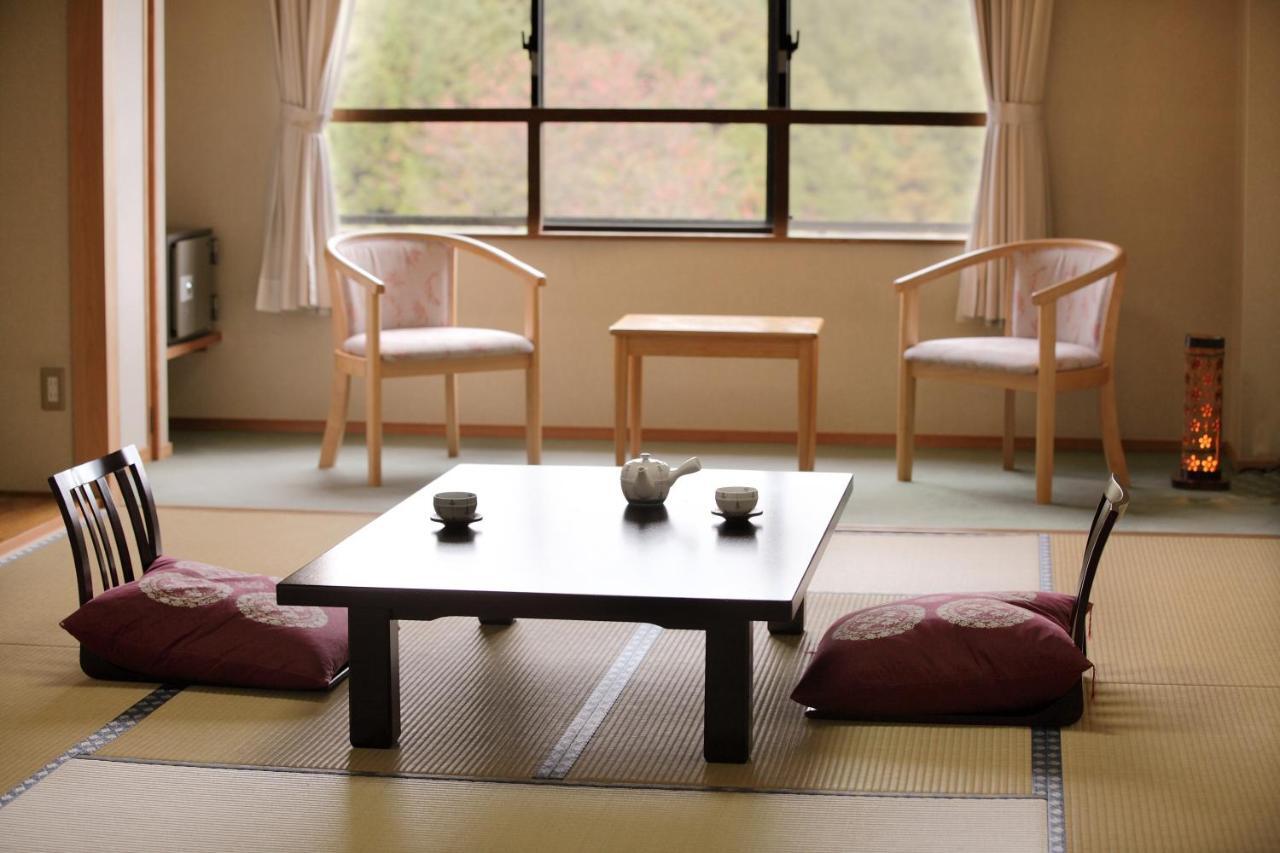 Sanazawa-No-Mori Hotel Numata  Cameră foto